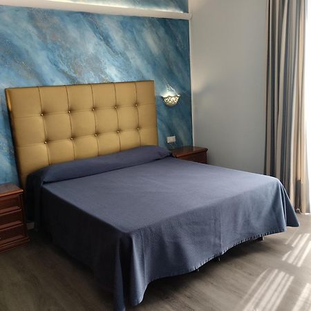 Hotel Tiffany Ceriale Esterno foto