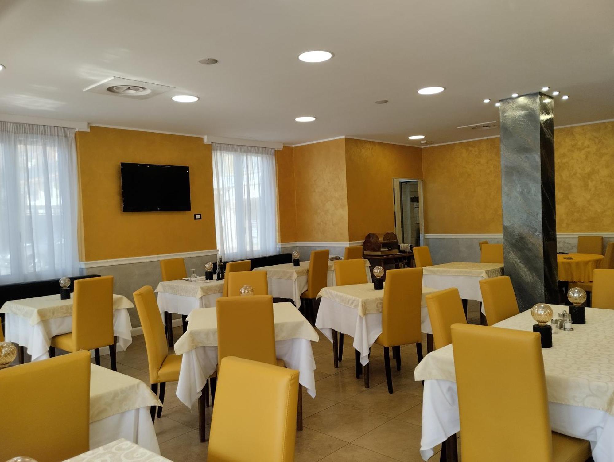 Hotel Tiffany Ceriale Esterno foto