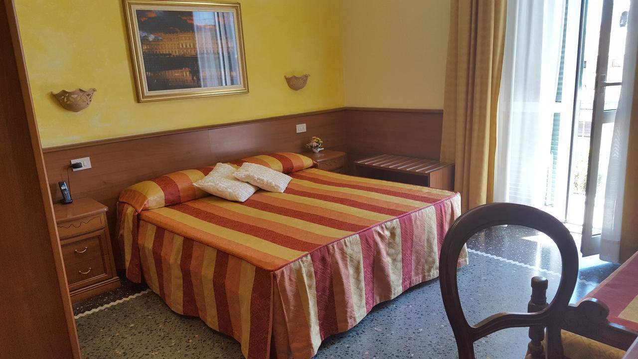 Hotel Tiffany Ceriale Esterno foto