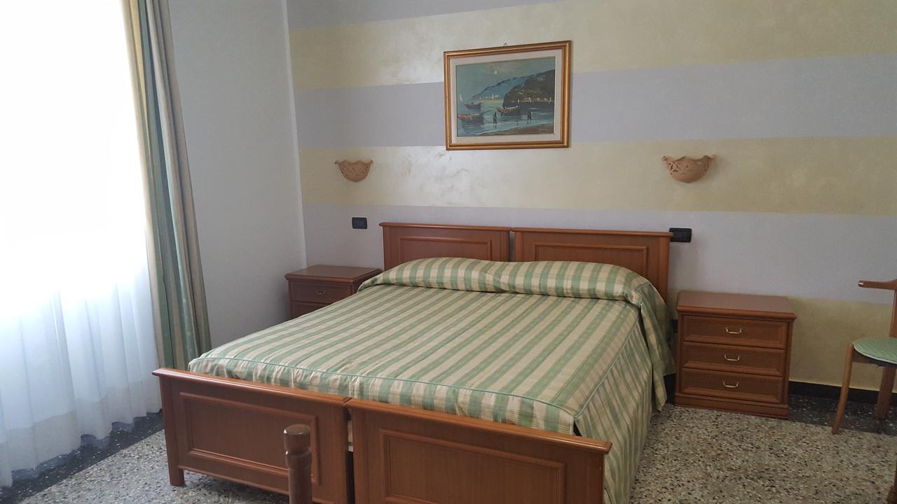 Hotel Tiffany Ceriale Esterno foto