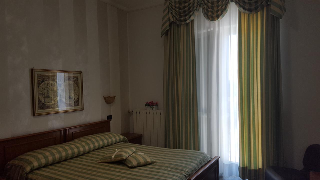Hotel Tiffany Ceriale Esterno foto